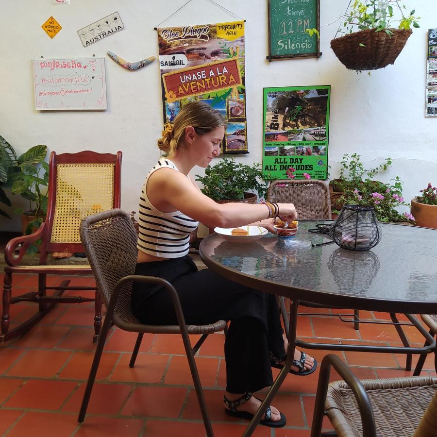 Real Dream Hostel サン・ヒル エクステリア 写真