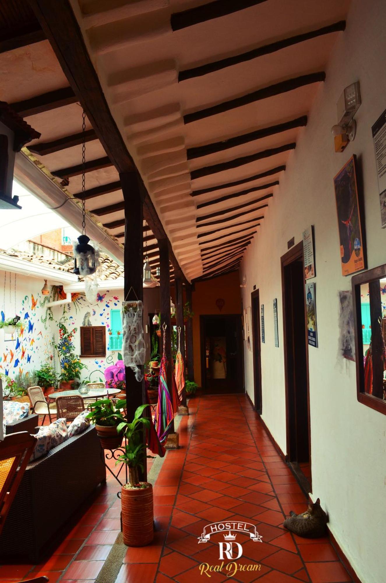 Real Dream Hostel サン・ヒル エクステリア 写真